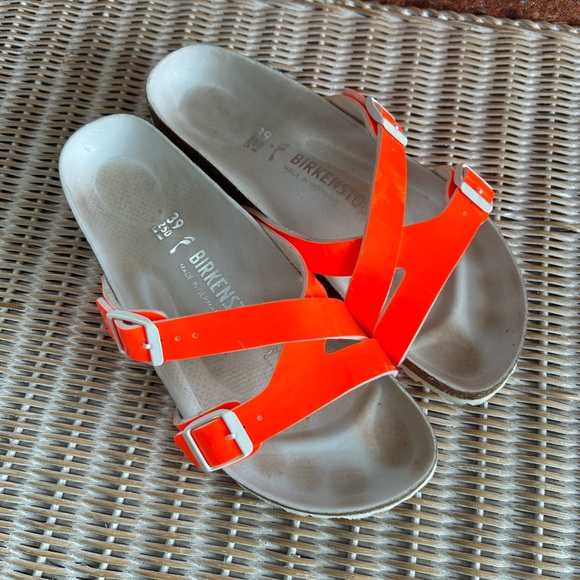 Birkenstock Shoes - Birkenstock yao flor orange sandals. sz 8